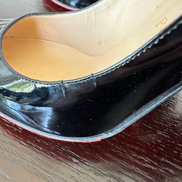 Christian Louboutin Black Patent Calf Leather Pumps. - Picture 9 of 10